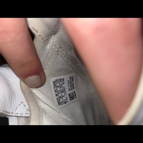 Women Adidas Originals Tubular Defiant White - Picture 3 of 4